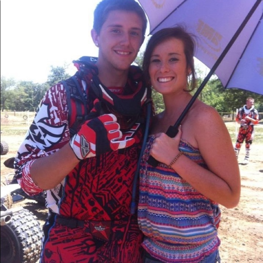 Meet your Posher, Sam and liv